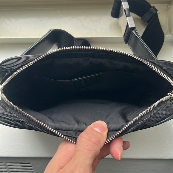 Gucci Belt Bag - Picture 2 of 3